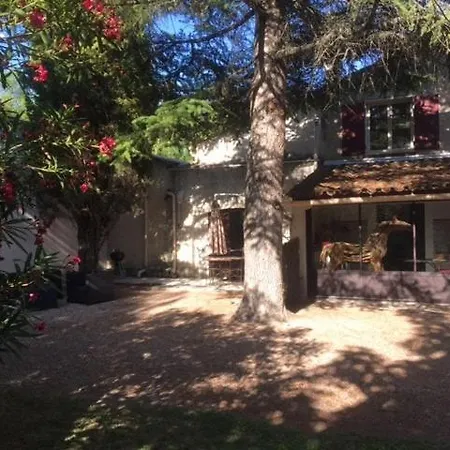 La Petite Chapelle Holiday home *