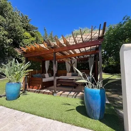 La Petite Chapelle Holiday home